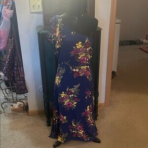 Leith One-Shoulder Floral Dress in Blue and Yellow